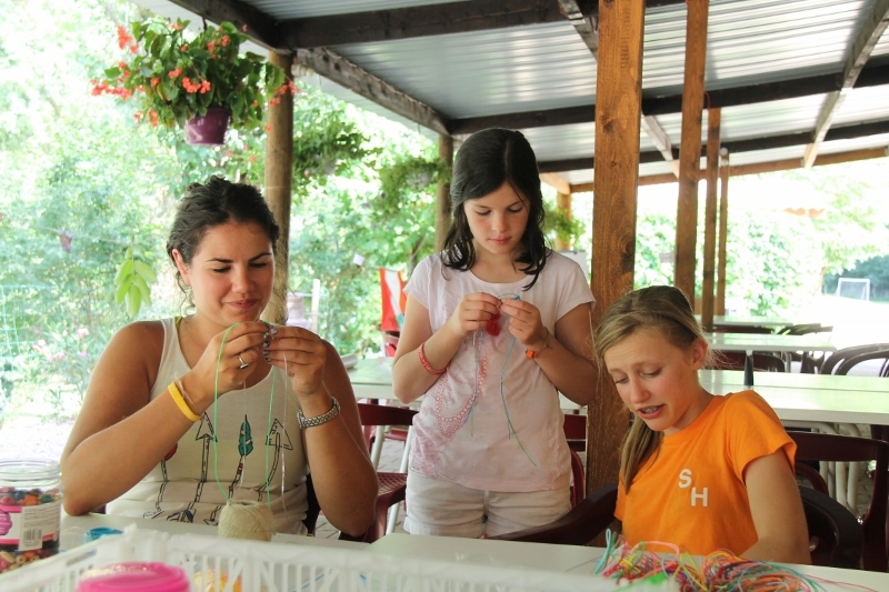 Village Camps International Summer Camp Ard&egrave;che, France 2019-07-26 https://www.villagecamps.com/journals_admin/images/911-44-07-03-2014  (800x533)  (90).jpg